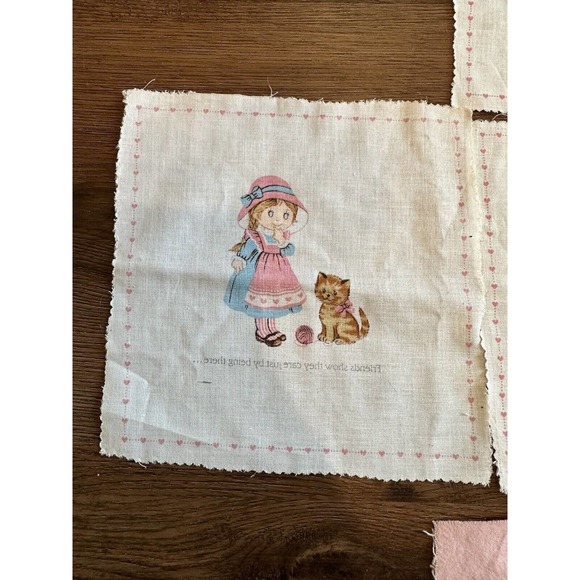 Vintage Cranston Pink Love Makes the World Go 'Round Cotton Fabric Panels Pink - Picture 2 of 8